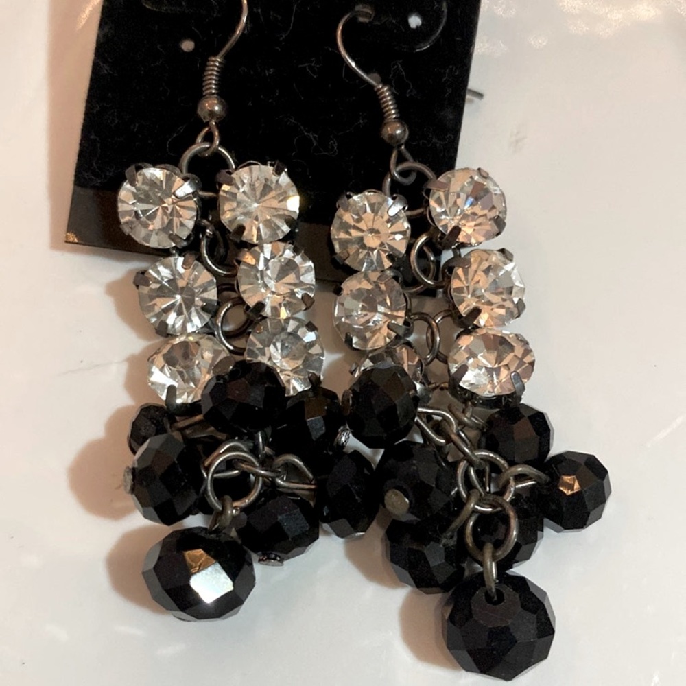 Dangle earrings